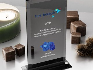 3001-fume-kristal-plaket