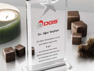 3001-y-kristal-plaket